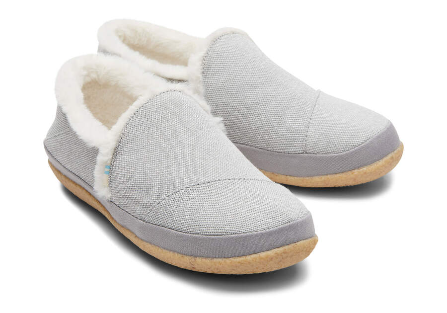 India Drizzle Grey Faux Fur Slipper Front View Opens in a modal